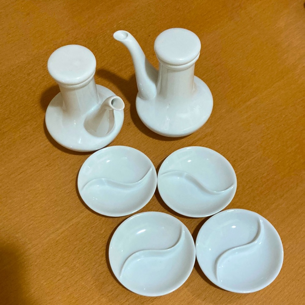 Dimsum condiment set
